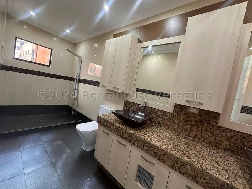 Apartamento (1 Nivel) en Venta en La Trigaleña, Carabobo - 24
