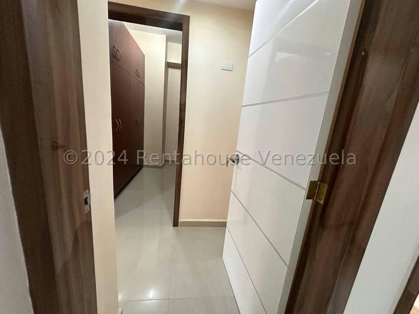 Apartamento (1 Nivel) en Venta en La Trigaleña, Carabobo - 26