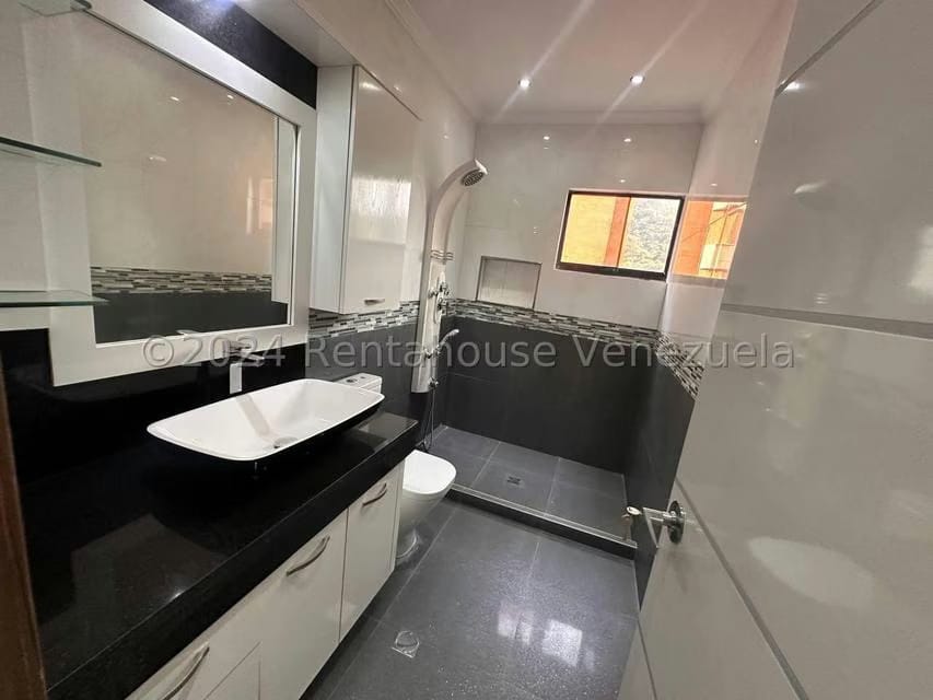 Apartamento (1 Nivel) en Venta en La Trigaleña, Carabobo - 32