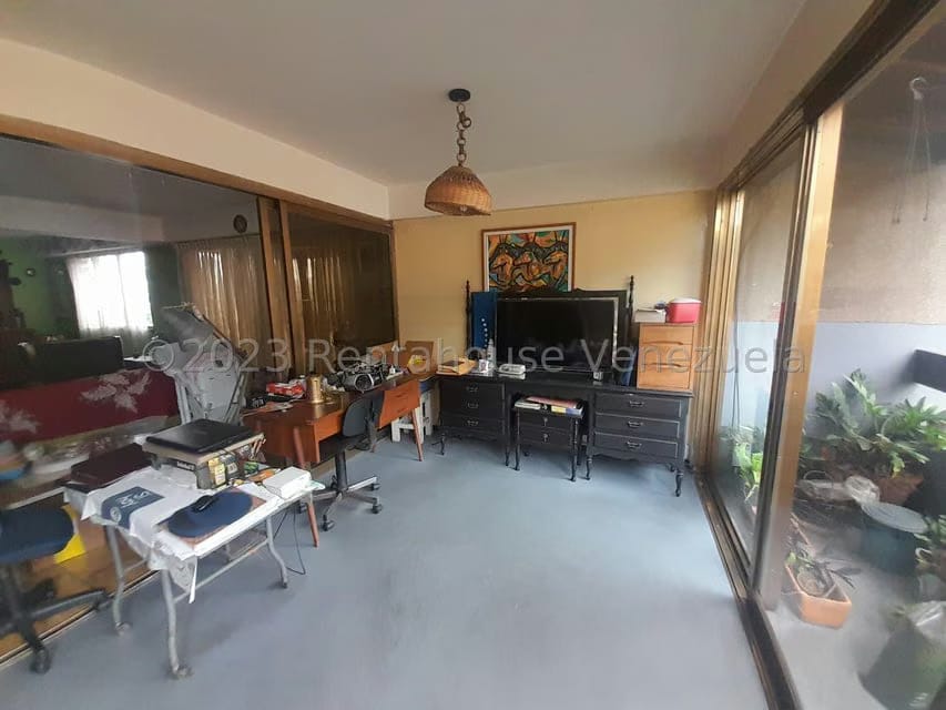 Apartamento (1 Nivel) en Venta en Santa Eduvigis, Distrito Metropolitano - 17
