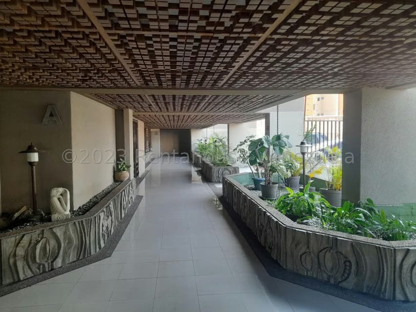 Apartamento (1 Nivel) en Venta en Santa Eduvigis, Distrito Metropolitano - 3