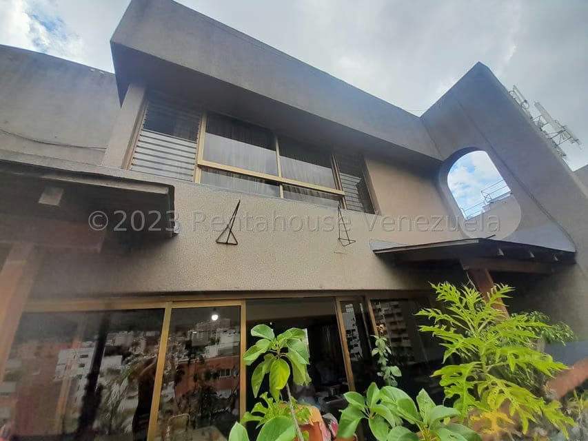 Apartamento (1 Nivel) en Venta en Santa Eduvigis, Distrito Metropolitano - 24