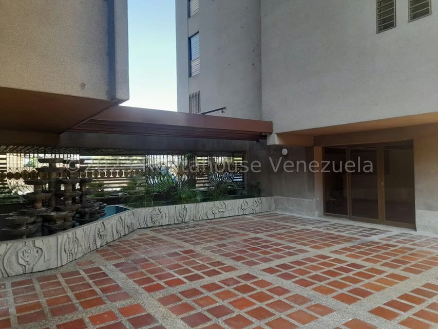 Apartamento (1 Nivel) en Venta en Santa Eduvigis, Distrito Metropolitano - 29