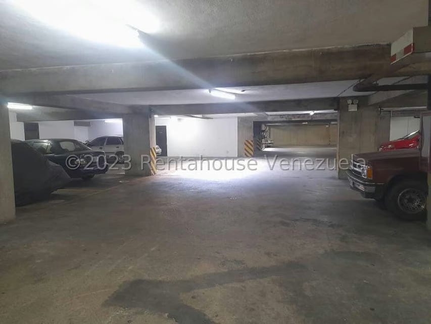 Apartamento (1 Nivel) en Venta en Santa Eduvigis, Distrito Metropolitano - 38