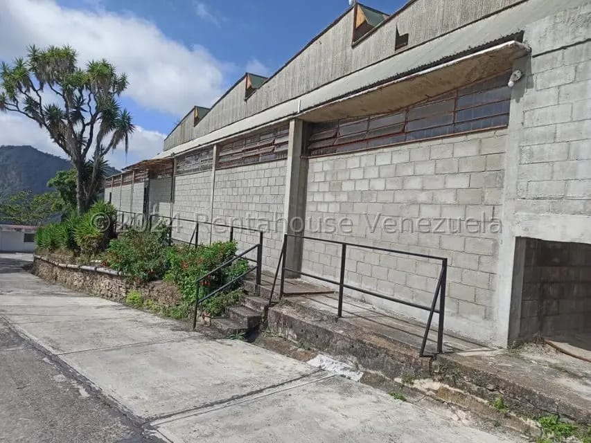 Comercial (Galpon - Deposito) en Alquiler en Macarena Sur, Miranda - 15