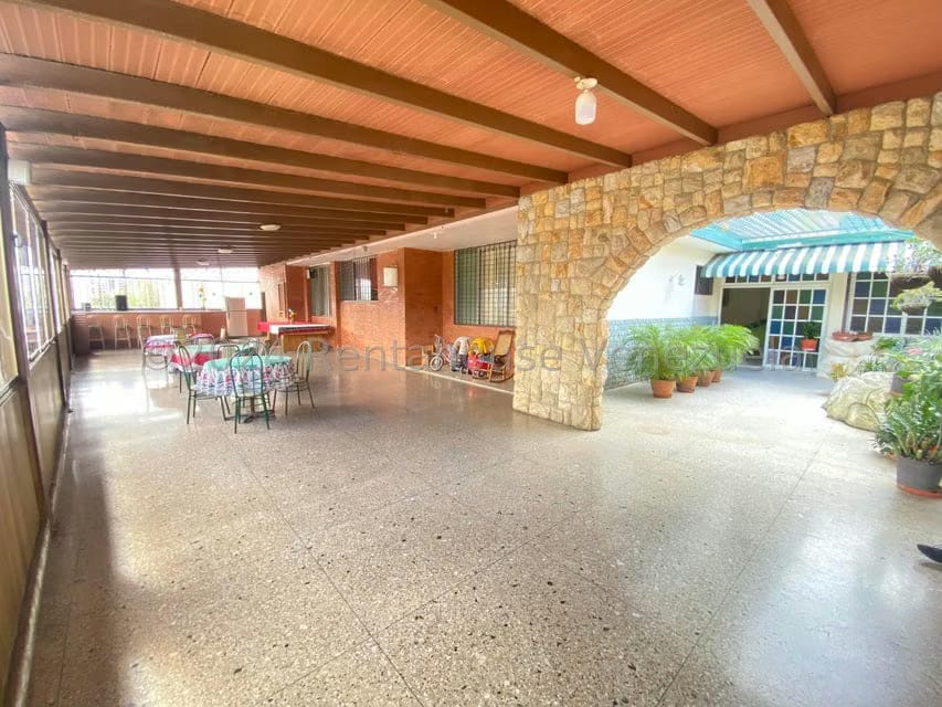 Casa (Multipes Niveles) en Venta en El Marques, Distrito Metropolitano - 24