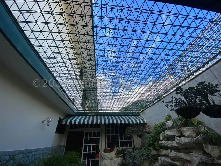 Casa (Multipes Niveles) en Venta en El Marques, Distrito Metropolitano - 25