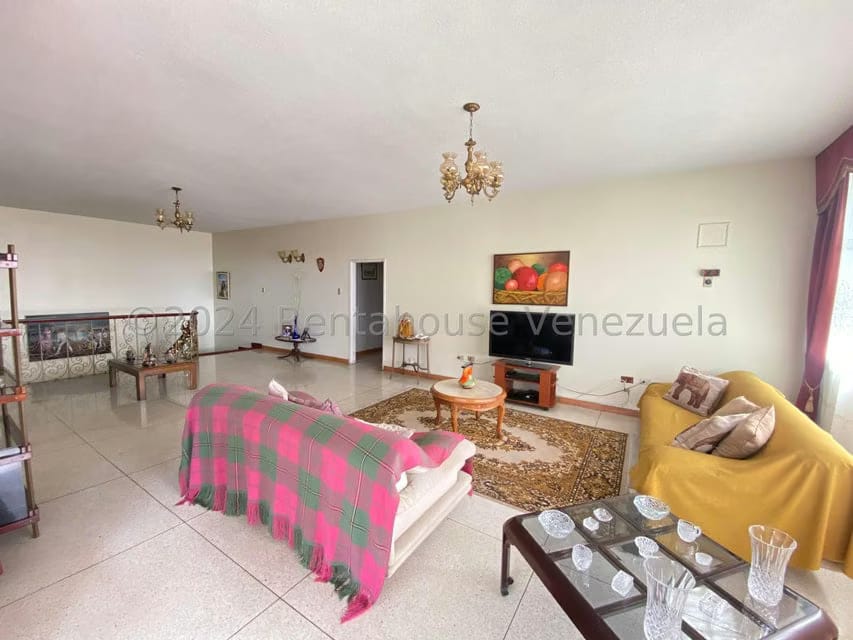 Casa (Multipes Niveles) en Venta en El Marques, Distrito Metropolitano - 34
