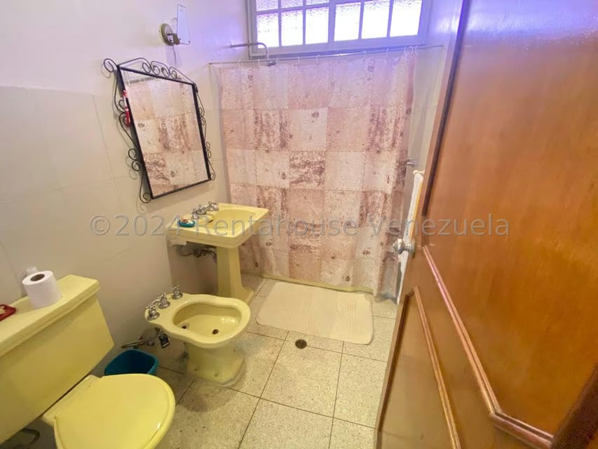Casa (Multipes Niveles) en Venta en El Marques, Distrito Metropolitano - 53