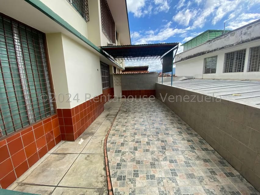 Casa (Multipes Niveles) en Venta en El Marques, Distrito Metropolitano - 9