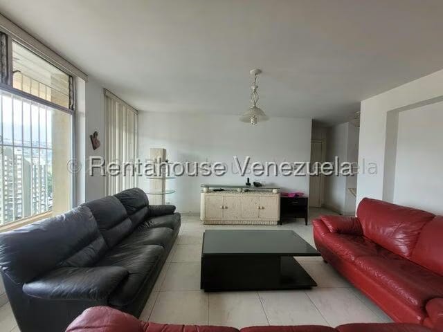 Apartamento (1 Nivel) en Venta en El Paraiso, Distrito Metropolitano - 9