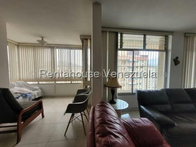 Apartamento (1 Nivel) en Venta en El Paraiso, Distrito Metropolitano - 10