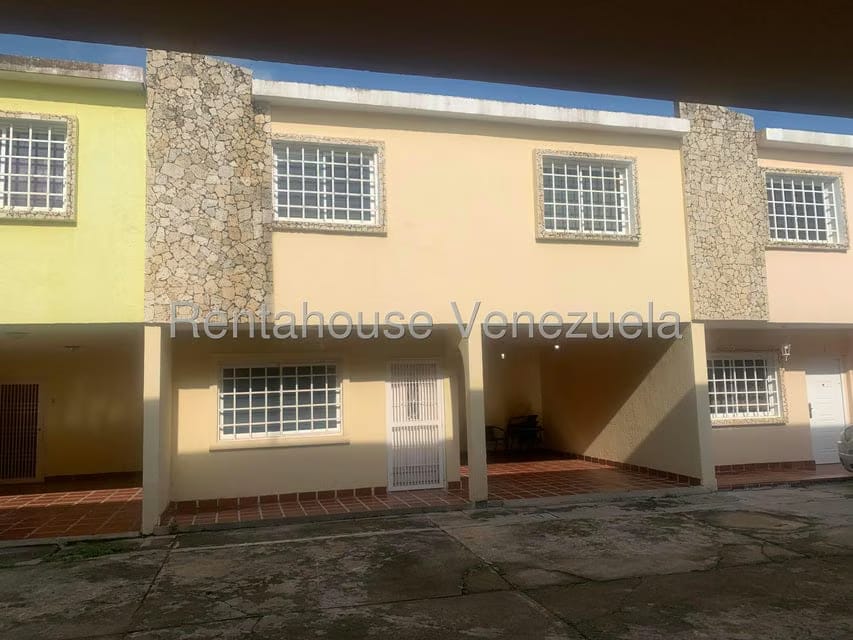 Townhouse (1 Nivel) en Alquiler en Campo Elias, Zulia - 21