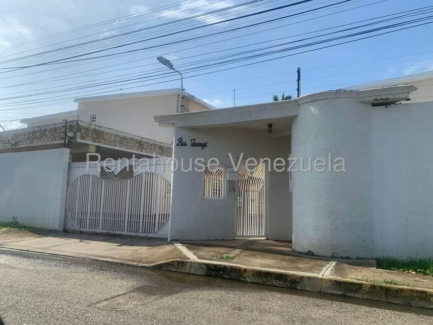 Townhouse (1 Nivel) en Alquiler en Campo Elias, Zulia - 22