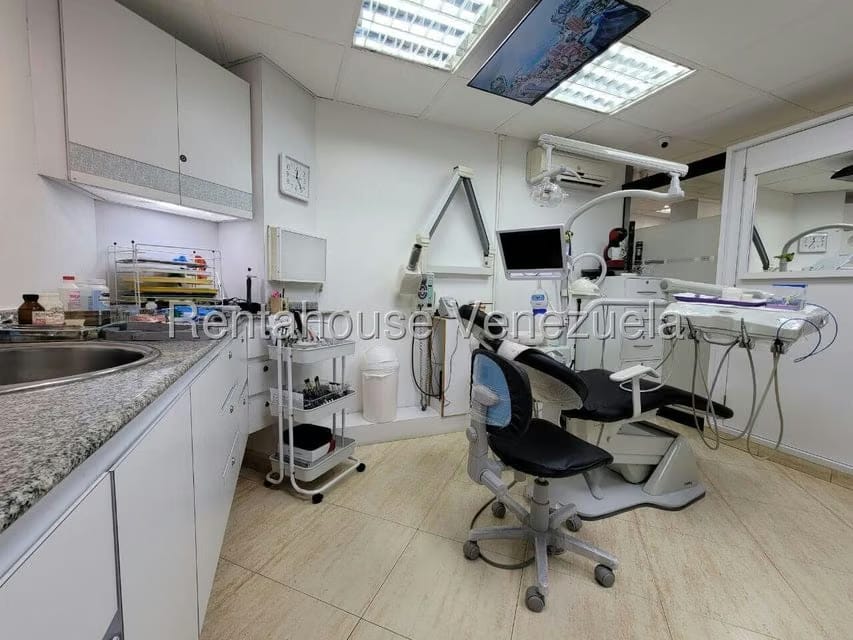 Negocios y Empresas (Medicina y Salud) en Venta en Sabana Grande, Distrito Metropolitano - 11