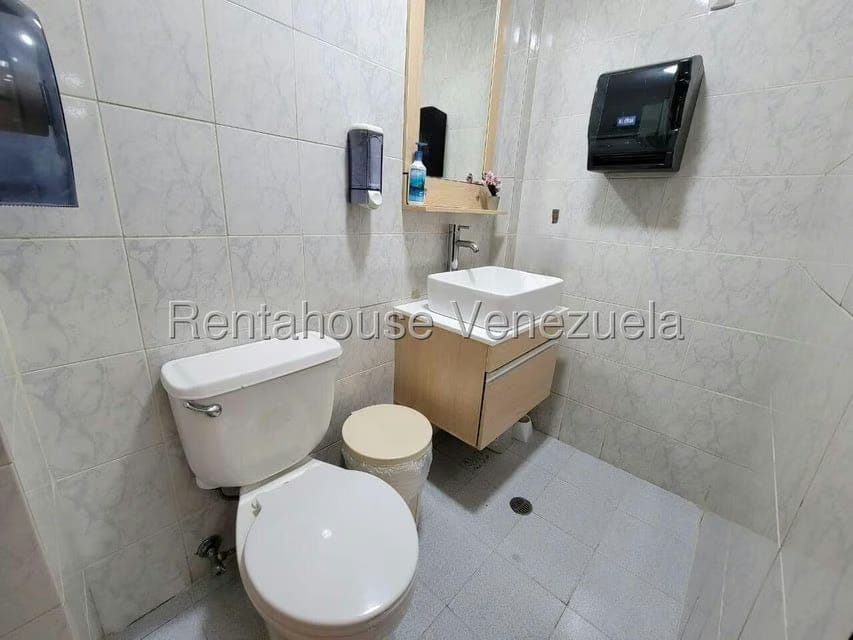 Negocios y Empresas (Medicina y Salud) en Venta en Sabana Grande, Distrito Metropolitano - 21