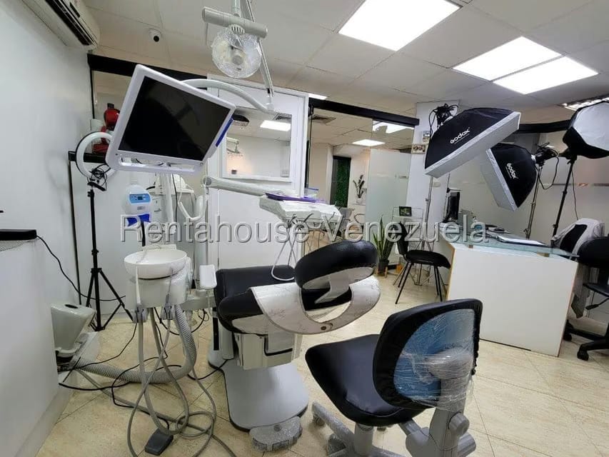 Negocios y Empresas (Medicina y Salud) en Venta en Sabana Grande, Distrito Metropolitano - 10
