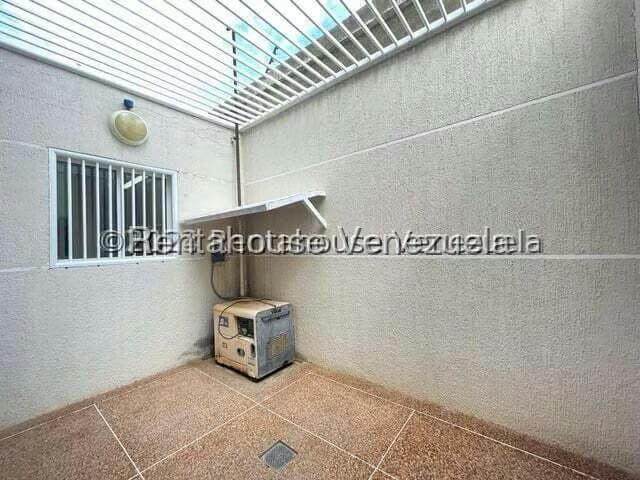 Townhouse (1 Nivel) en Venta en Punto Fijo, Falcon - 25