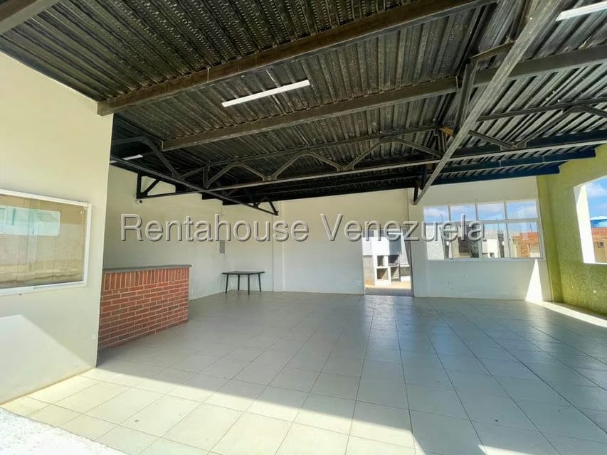 Townhouse (1 Nivel) en Venta en Punto Fijo, Falcon - 31