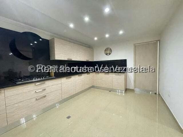 Townhouse (1 Nivel) en Venta en Punto Fijo, Falcon - 9