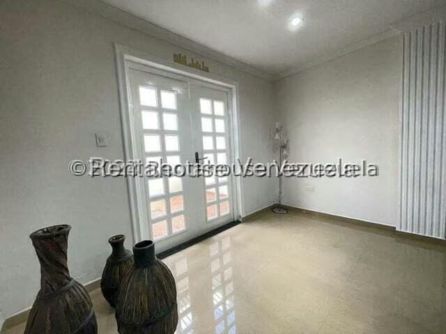 Townhouse (1 Nivel) en Venta en Punto Fijo, Falcon - 10