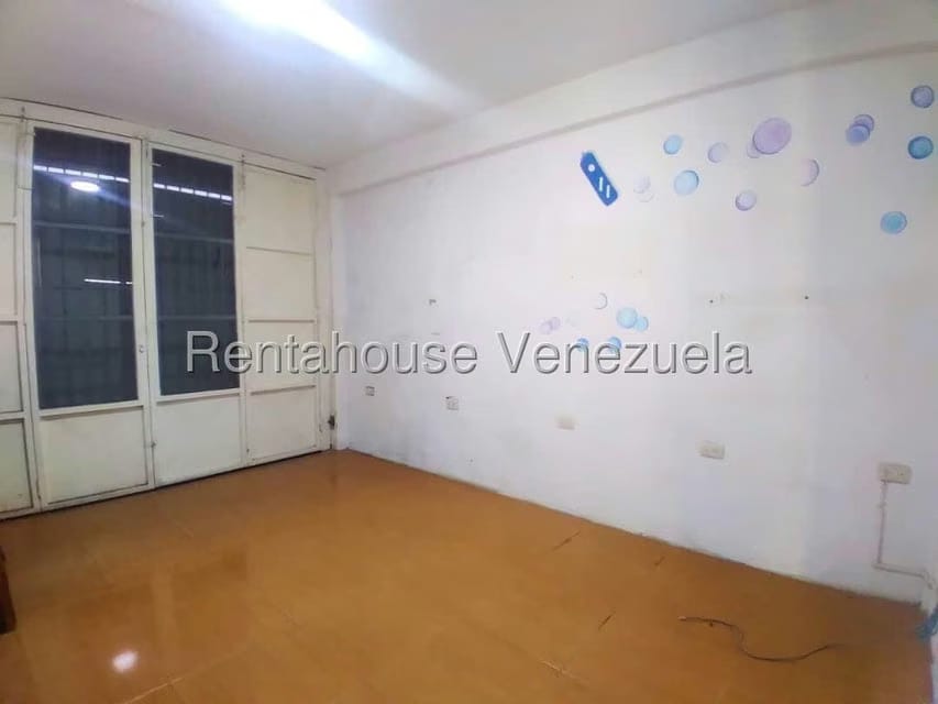 Comercial (Local Comercial) en Alquiler en Los Pinos, Lara - 6