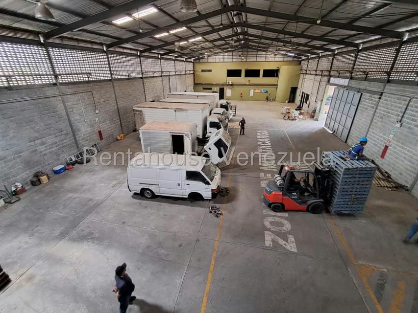 Comercial (Galpon - Deposito) en Alquiler en Valle Arriba, Miranda - 11