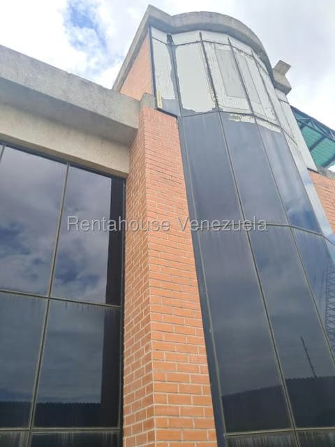 Comercial (Galpon - Deposito) en Alquiler en Valle Arriba, Miranda - 26