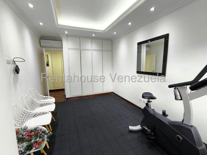 Apartamento (Duplex) en Alquiler en Santa Fe Norte, Distrito Metropolitano - 31