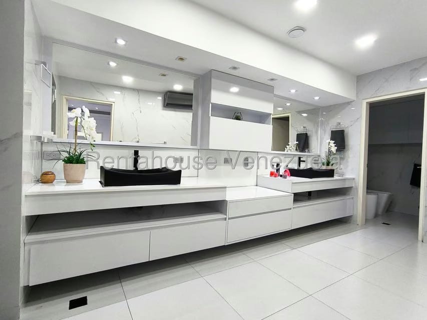 Apartamento (Duplex) en Alquiler en Santa Fe Norte, Distrito Metropolitano - 53