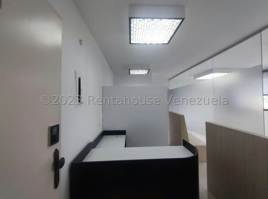 Comercial (Local Comercial) en Venta en Las Mercedes, Distrito Metropolitano - 2