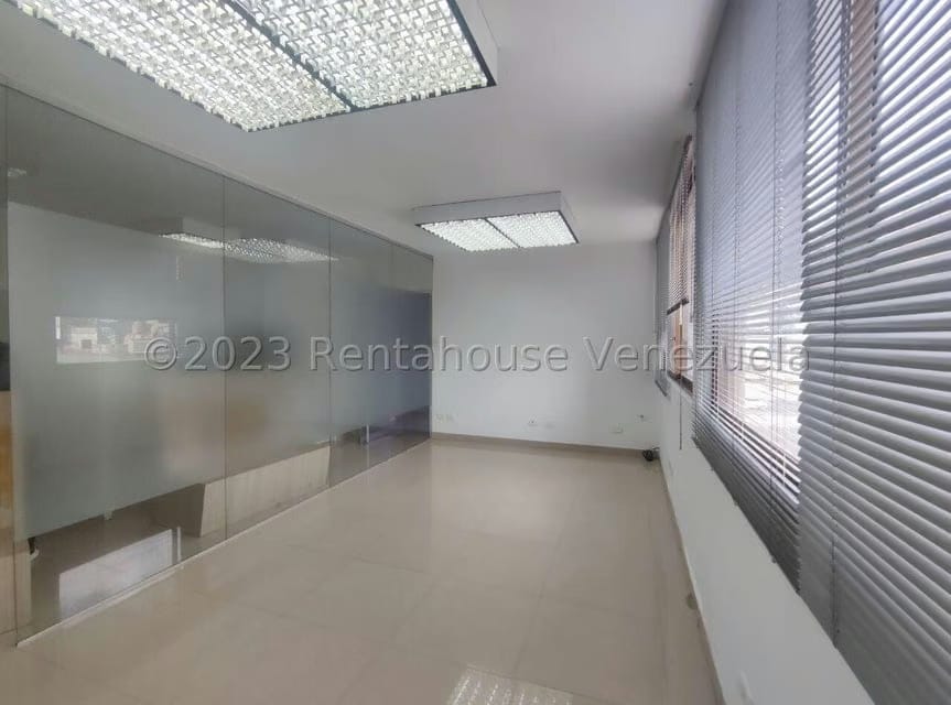 Comercial (Local Comercial) en Venta en Las Mercedes, Distrito Metropolitano - 4