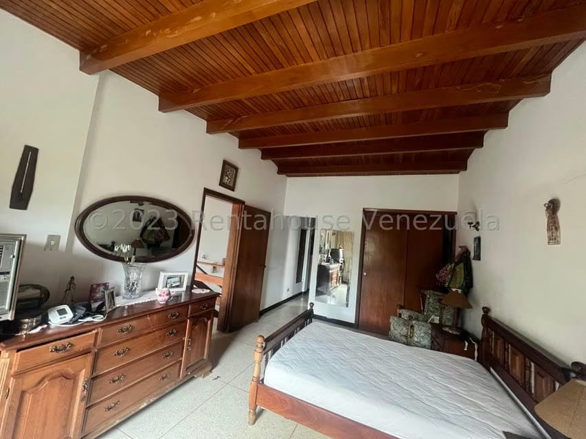 Casa (Duplex) en Venta en La Boyera, Distrito Metropolitano - 36