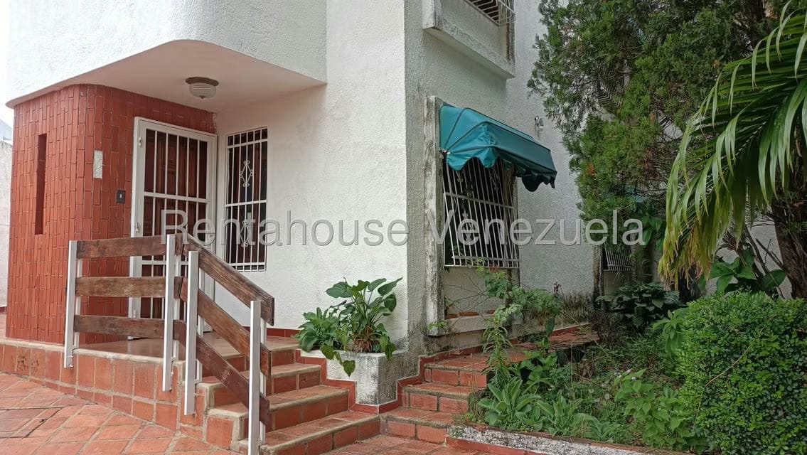 Casa (Duplex) en Venta en La Trigaleña, Carabobo - 2