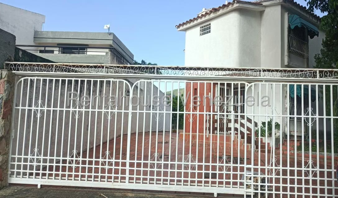 Casa (Duplex) en Venta en La Trigaleña, Carabobo - 36