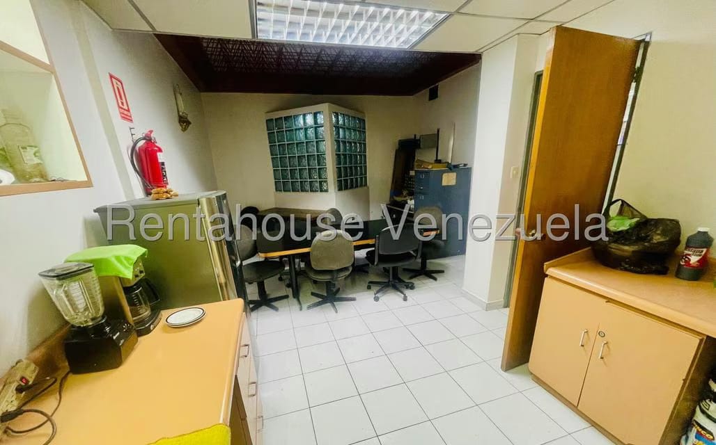Comercial (Edificio) en Venta en Parroquia La Candelaria, Distrito Metropolitano - 23
