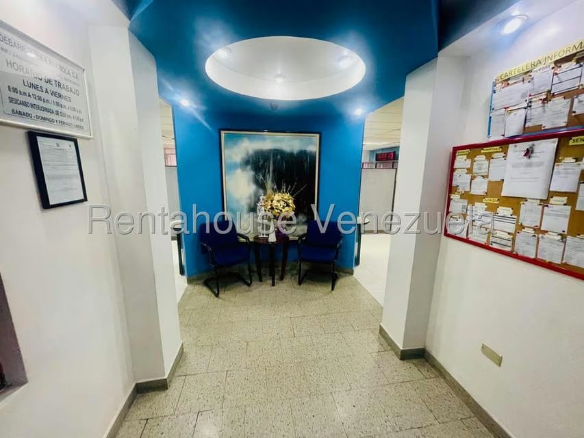 Comercial (Edificio) en Venta en Parroquia La Candelaria, Distrito Metropolitano - 9