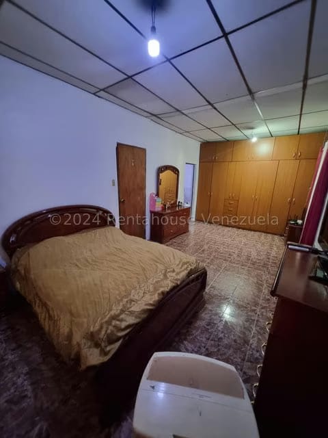 Casa (Multipes Niveles) en Venta en Coche, Distrito Metropolitano - 4