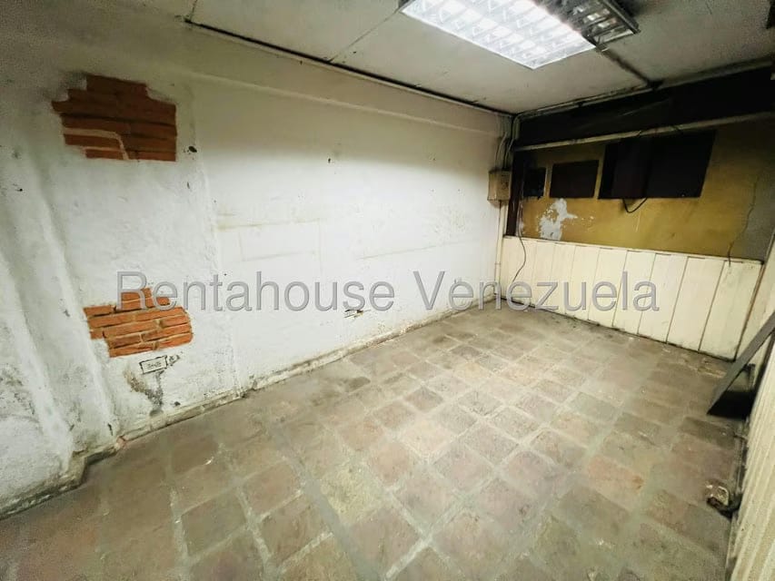 Comercial (Galpon - Deposito) en Venta en Centro, Lara - 22