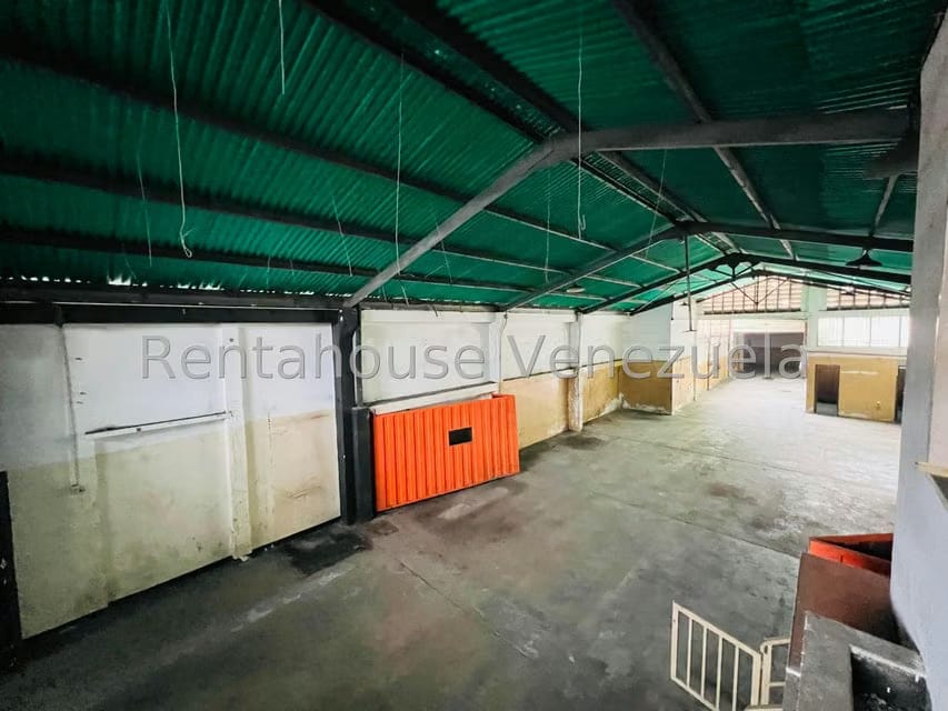 Comercial (Galpon - Deposito) en Venta en Centro, Lara - 30