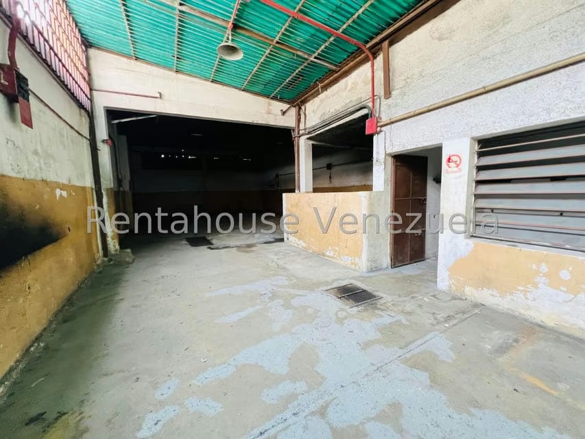 Comercial (Galpon - Deposito) en Venta en Centro, Lara - 7