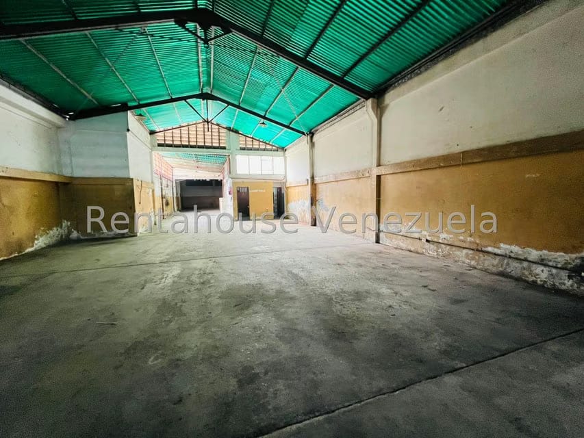 Comercial (Galpon - Deposito) en Venta en Centro, Lara - 8
