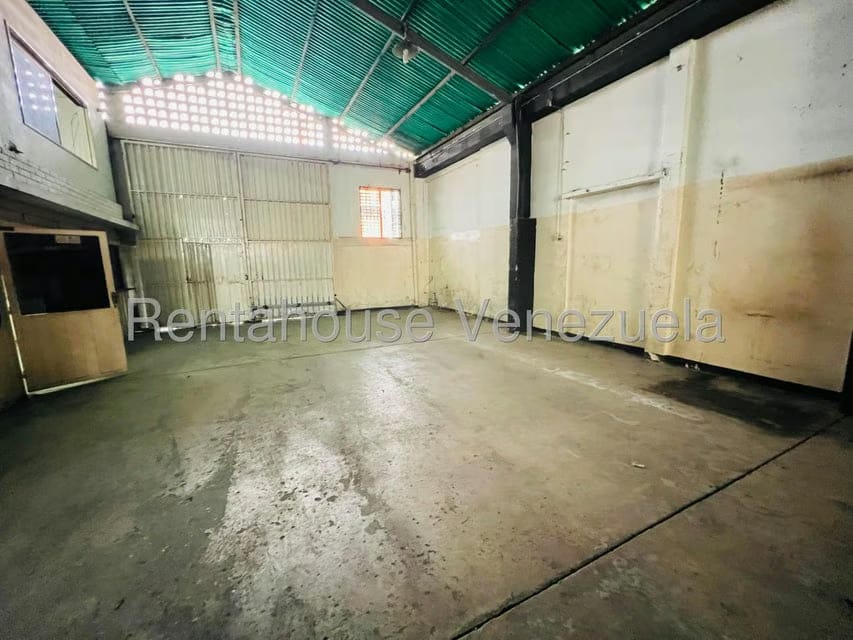 Comercial (Galpon - Deposito) en Venta en Centro, Lara - 10