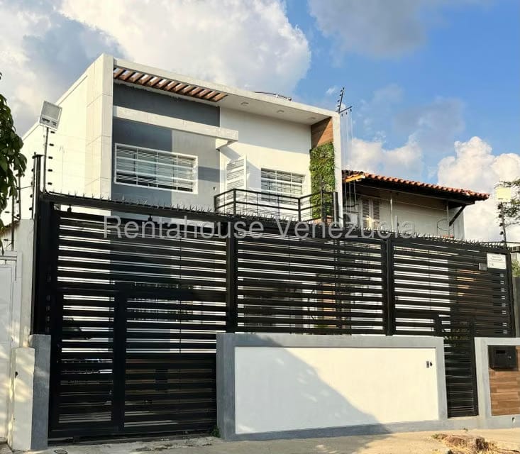 Casa (Multipes Niveles) en Venta en Campo Claro, Distrito Metropolitano