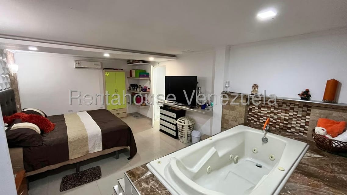 Casa (Multipes Niveles) en Venta en Campo Claro, Distrito Metropolitano - 16