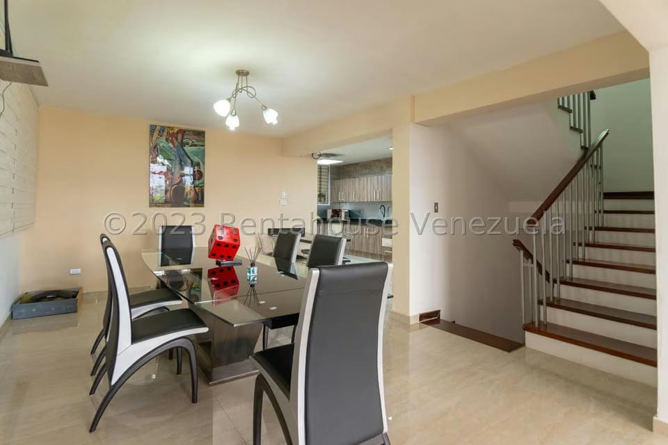 Casa (Multipes Niveles) en Venta en Alto Prado, Distrito Metropolitano - 3