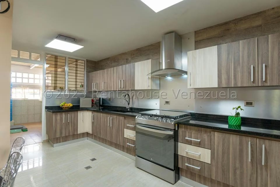Casa (Multipes Niveles) en Venta en Alto Prado, Distrito Metropolitano - 4