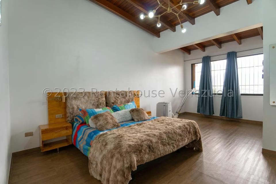 Casa (Multipes Niveles) en Venta en Alto Prado, Distrito Metropolitano - 5
