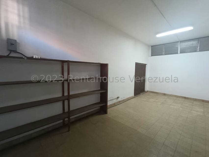 Comercial (Local Comercial) en Venta en Centro, Aragua - 2