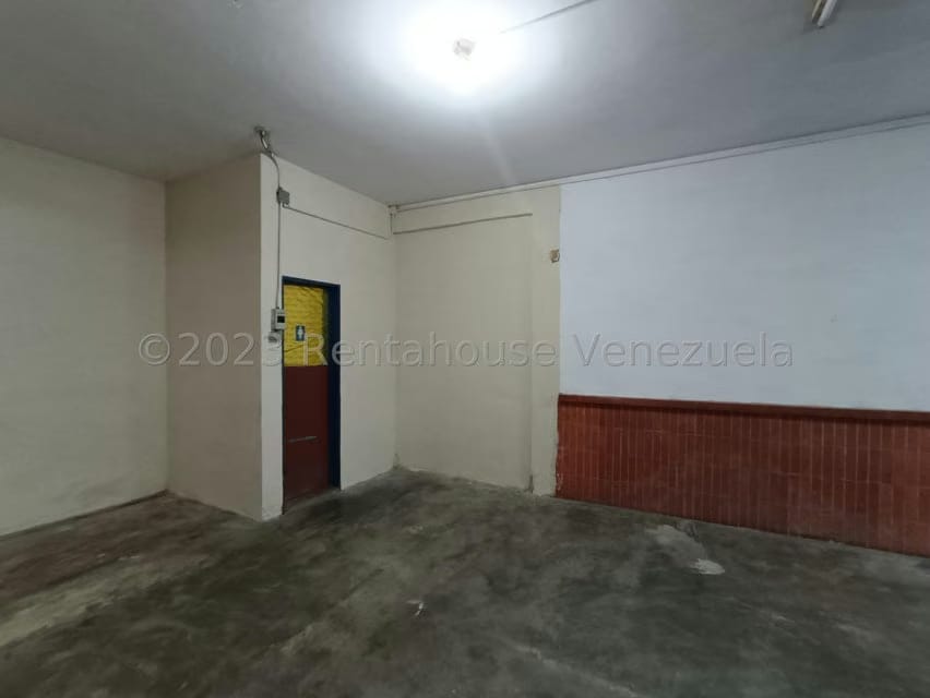 Comercial (Local Comercial) en Venta en Centro, Aragua - 13